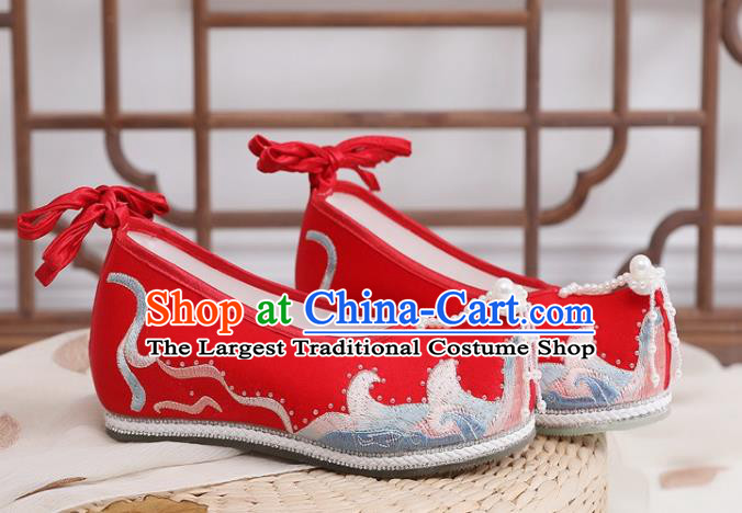 Chinese Traditional Wedding Pearls Shoes Hanfu Shoes Ancient Ming Dynasty Princess Embroidered Red Satin Shoes