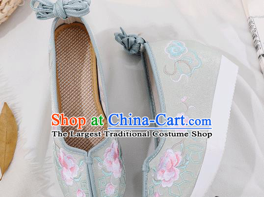 China Ancient Princess Shoes Handmade Light Green Cloth Shoes Traditional Embroidered Hanfu Shoes