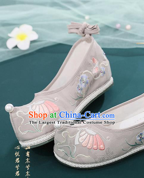 China Ancient Ming Dynasty Princess Shoes Embroidered Butterfly Shoes Traditional Grey Cloth Hanfu Shoes