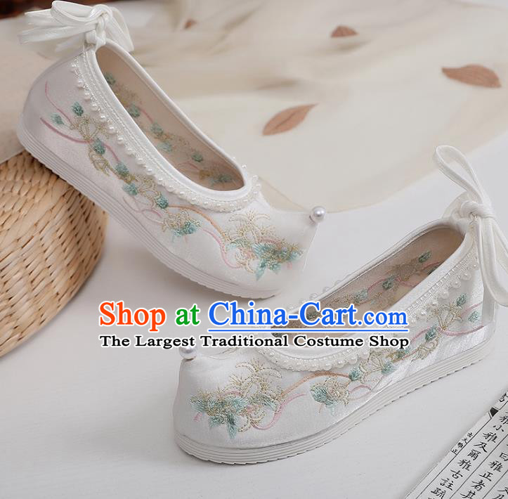 China Traditional Song Dynasty Princess Shoes Ancient Hanfu Shoes Embroidery Pearls Shoes