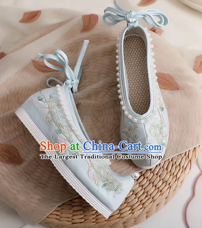 China Embroidery Pearls Shoes Traditional Song Dynasty Princess Blue Cloth Shoes Ancient Hanfu Shoes