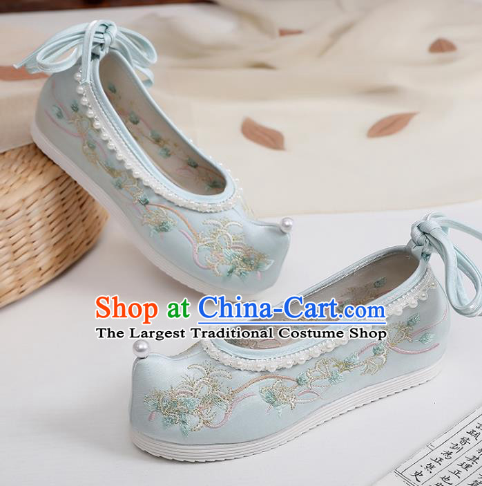 China Embroidery Pearls Shoes Traditional Song Dynasty Princess Blue Cloth Shoes Ancient Hanfu Shoes