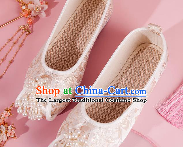 China Handmade Champagne Brocade Shoes Traditional Ming Dynasty Princess Pearls Tassel Shoes Ancient Hanfu Shoes