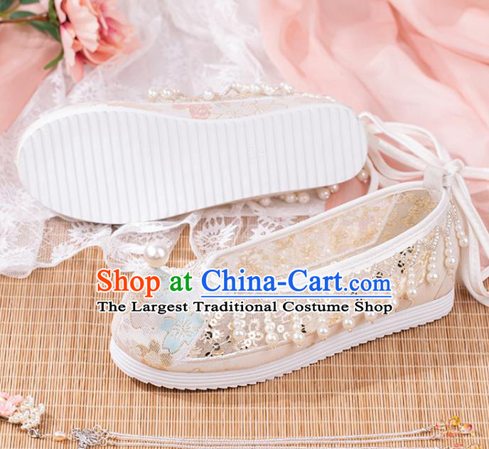 China Ancient Hanfu Shoes Handmade Beige Brocade Shoes Traditional Tang Dynasty Princess Pearls Tassel Shoes