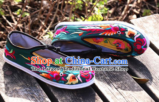 Chinese Handmade Embroidered Green Shoes Traditional Strong Cloth Soles Shoes Yi Ethnic Folk Dance Shoes