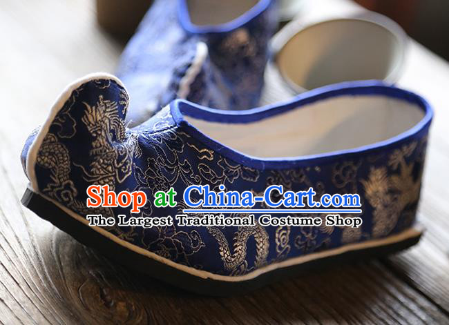 Chinese Traditional Yunnan Ethnic Wedding Shoes Classical Dragon Pattern Brocade Shoes Handmade Royalblue Shoes
