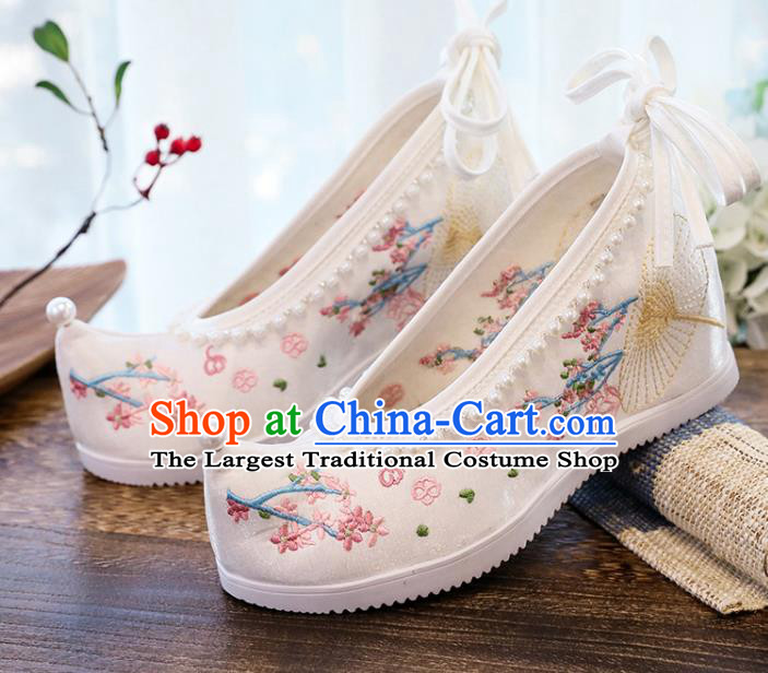 Chinese National Wedge Heel Shoes Embroidery White Cloth Shoes Traditional Woman Shoes