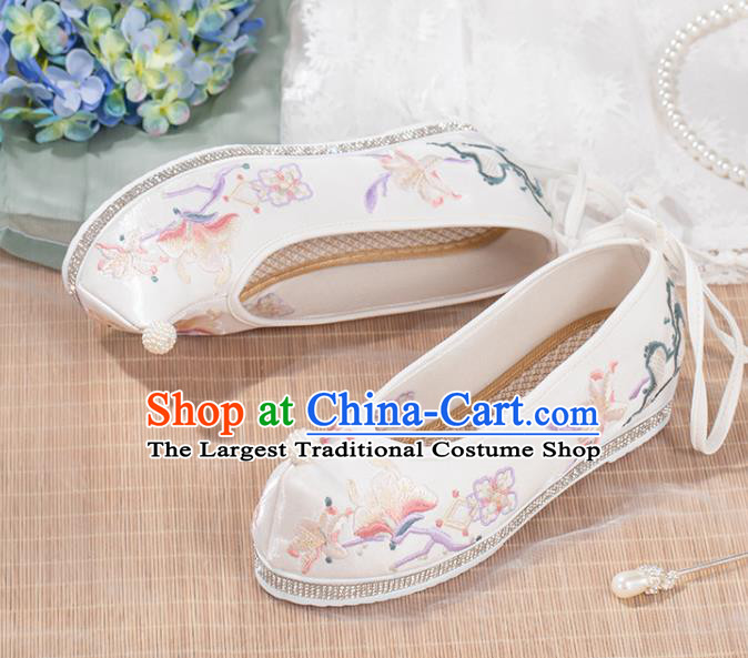 Chinese Classical Embroidery Mangnolia Shoes Traditional Woman White Cloth Shoes National Dance Shoes