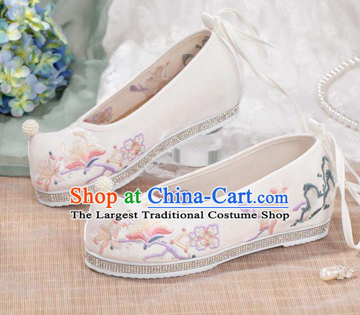 Chinese Classical Embroidery Mangnolia Shoes Traditional Woman White Cloth Shoes National Dance Shoes