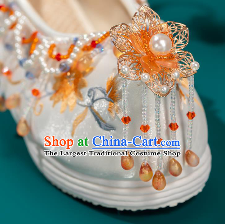 China Handmade Ming Dynasty Embroidered Bow Shoes Ancient Princess Beads Tassel Shoes Traditional Hanfu White Satin Shoes