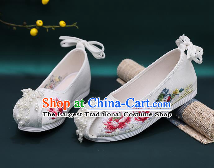 Chinese Classical Pearls Shoes Footwear Embroidery Lotus Shoes Traditional Woman Cloth Shoes