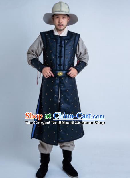 China Traditional Ming Dynasty General Garment Costumes Ancient Warrior Armor Clothing and Hat