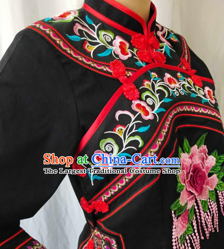 Chinese Guizhou Minority Embroidered Peony Black Shirt Clothing Puyi Nationality Blouse Bouyei Ethnic Woman Top Garment