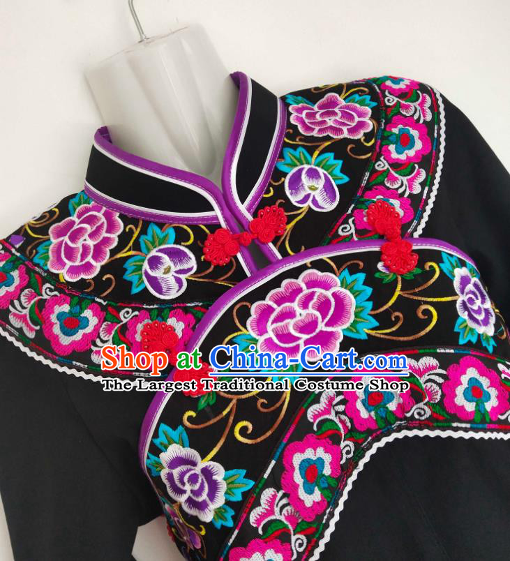 Chinese Ethnic Folk Dance Embroidered Shirt Clothing Bouyei Nationality Black Blouse Guizhou Minority Woman Top Garment