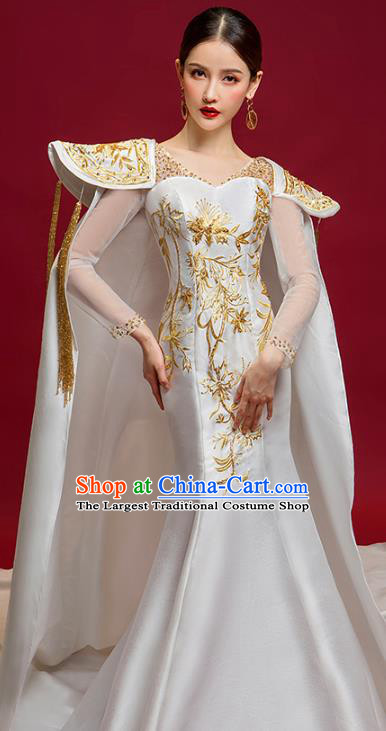 China Compere Embroidered Dress Garment Stage Show Long Trailing Cape Full Dress Catwalks Fashion Clothing