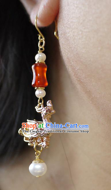 Chinese Ancient Court Woman Golden Phoenix Ear Accessories Traditional Ming Dynasty Empress Agate Pearls Earrings
