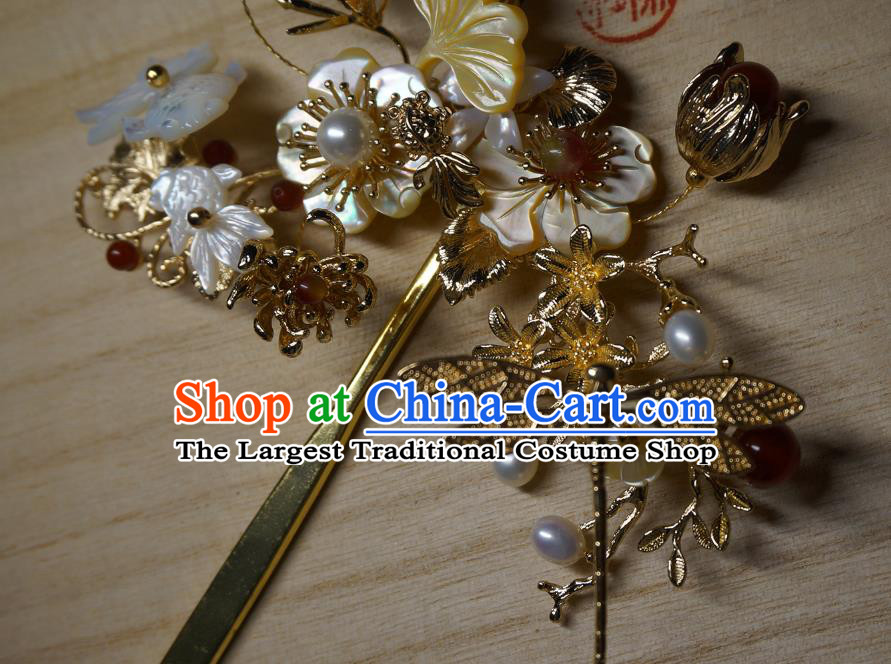 China Handmade Shell Goldfish Plum Hairpin Traditional Ming Dynasty Hair Accessories Ancient Empress Golden Dragonfly Hair Clip
