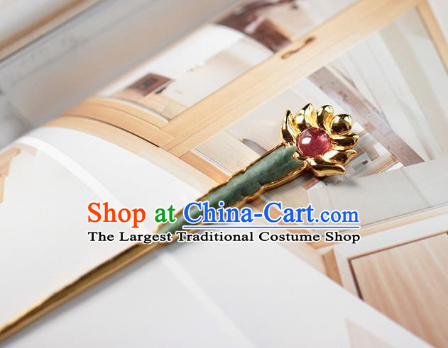 China Handmade Jadeite Hairpin Traditional Cheongsam Hair Accessories Ancient Queen Golden Hair Stick