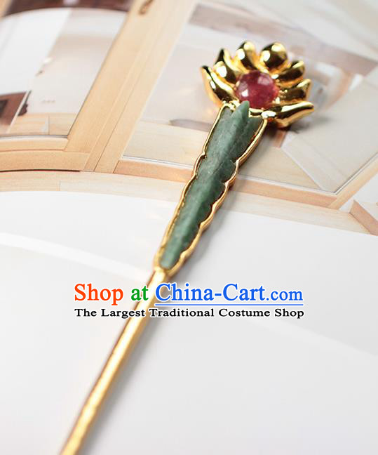 China Handmade Jadeite Hairpin Traditional Cheongsam Hair Accessories Ancient Queen Golden Hair Stick