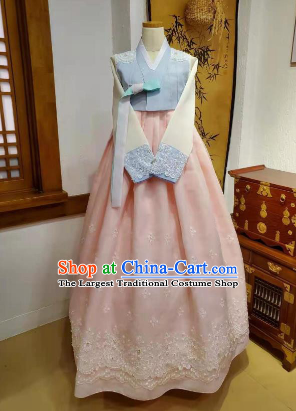 Asian Korea Bride Blue Blouse and Pink Dress Garments Traditional Fashion Korean Wedding Hanbok Clothing