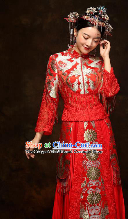 China Traditional Bride Costumes Wedding Red Toast Dress Classical Tassel Xiuhe Suits