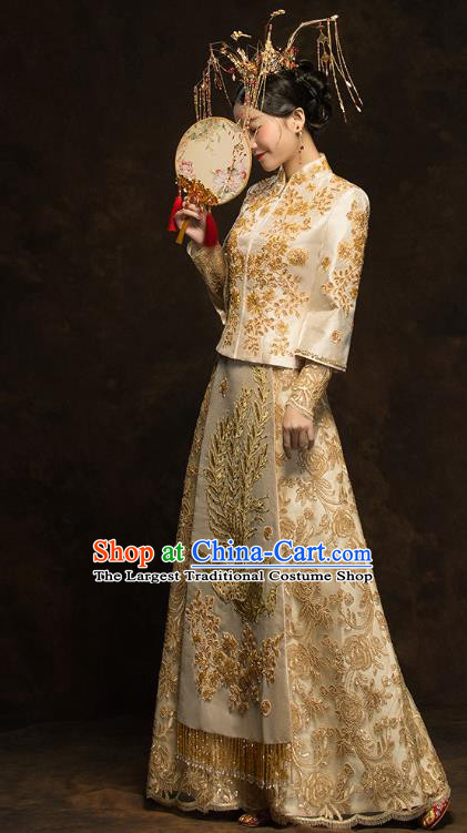 China Traditional Bride Costumes Wedding Toast Dress Classical Embroidered Phoenix Golden Xiuhe Suits