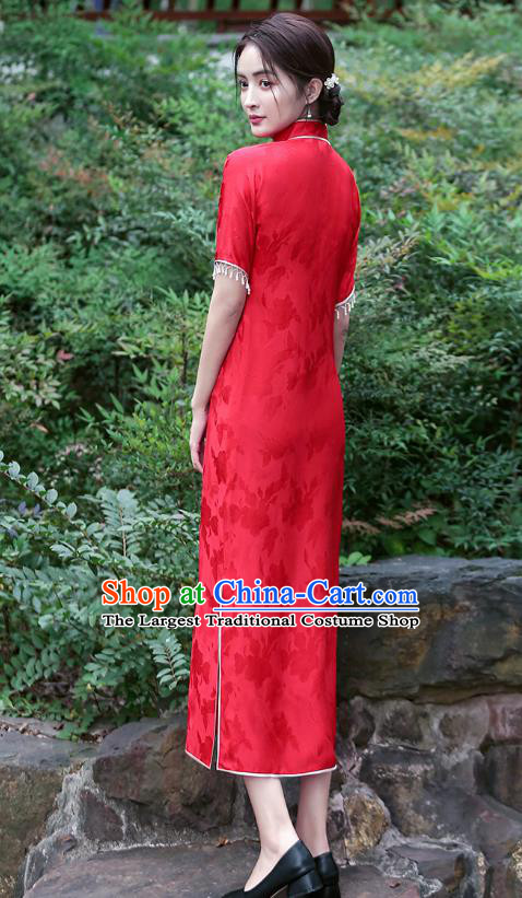 Republic of China National Young Woman Cheongsam Traditional Beads Tassel Red Silk Qipao Dress