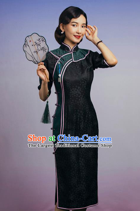 China Classical Plum Pattern Dark Green Silk Cheongsam Traditional Minguo Shanghai Qipao Dress