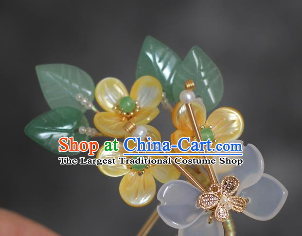 China Traditional Hanfu Hair Accessories Ancient Princess Hairpin Song Dynasty Young Beauty Yellow Shell Flowers Hair Stick