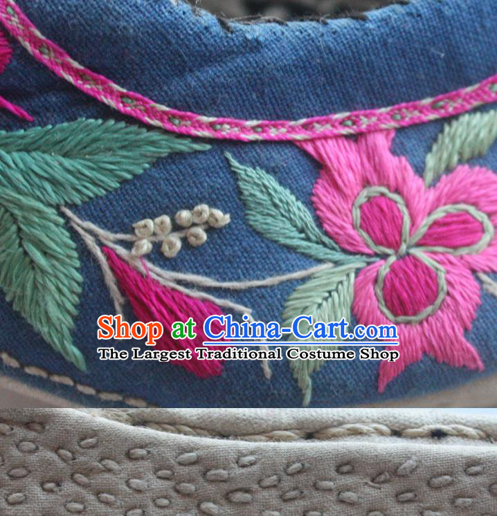 Chinese National Handmade Blue Embroidered Shoes Traditional Yi Nationality Strong Cloth Soles Shoes Yunnan Ethnic Woman Shoes