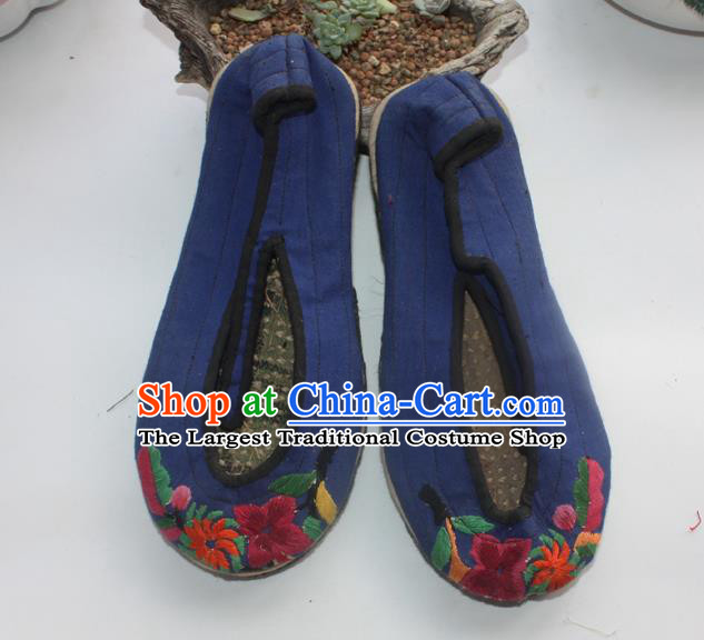 Chinese National Strong Cloth Soles Shoes Handmade Navy Flax Embroidered Shoes Traditional Yi Nationality Yunnan Ethnic Woman Shoes