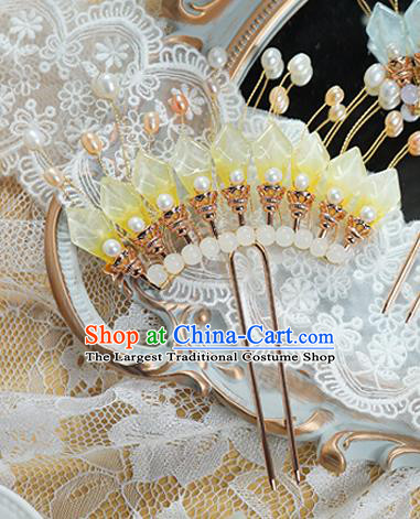 China Handmade Ancient Princess Yellow Flower Petals Hairpin Traditional Ming Dynasty Hair Stick