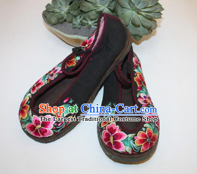 Chinese Traditional Black Embroidered Peach Blossom Shoes Handmade Bai Nationality Woman Shoes Folk Dance Shoes
