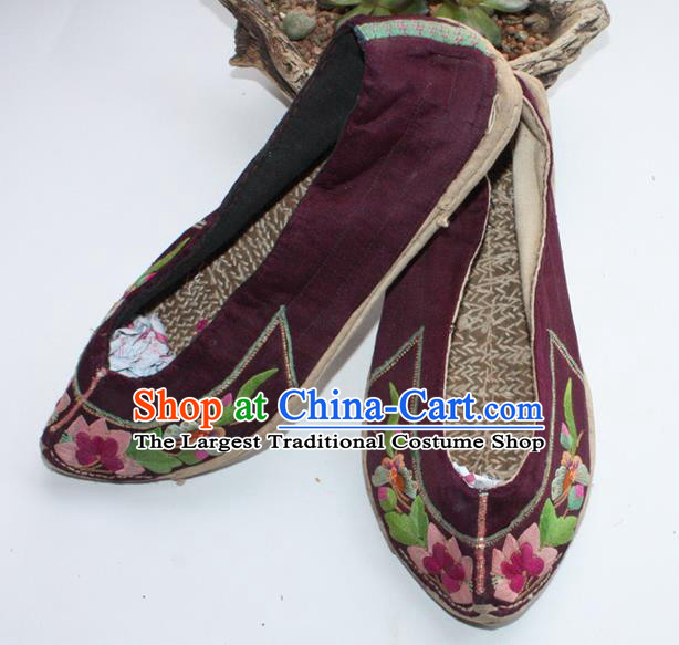 Chinese Traditional Ethnic Wine Red Embroidered Shoes Handmade Yi Nationality Shoes Yunnan Woman Satin Shoes