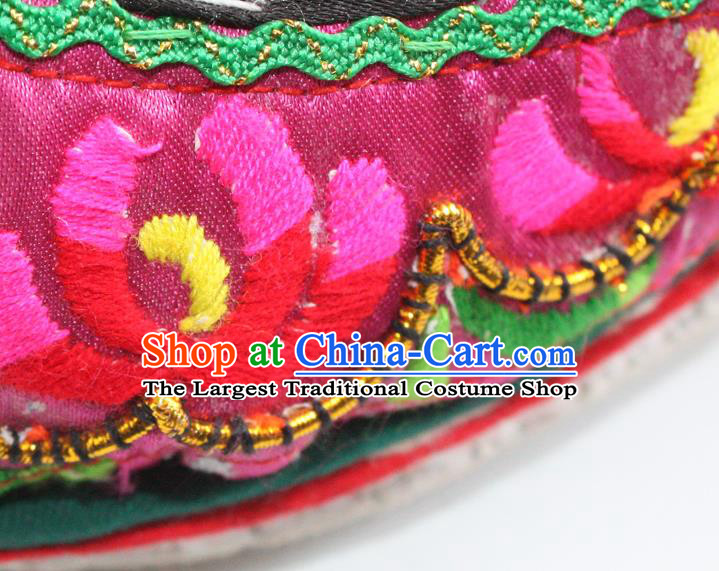 Chinese Yi Nationality Female Shoes Handmade Yunnan Ethnic Rosy Cloth Shoes Traditional Embroidered Shoes