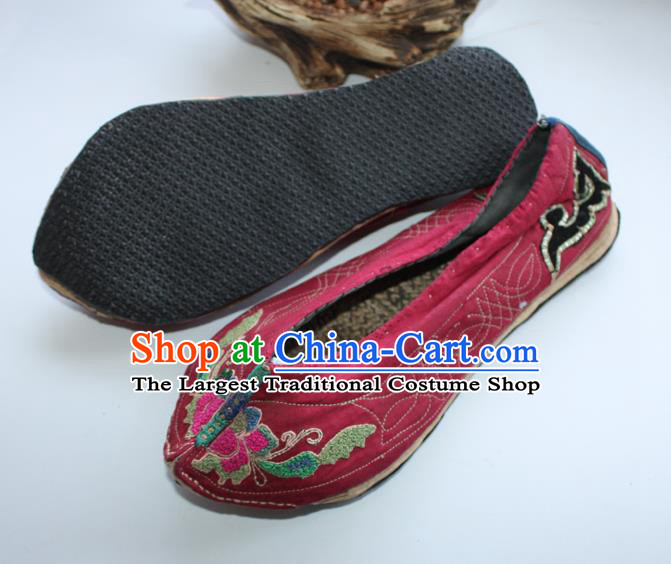 Chinese Yunnan Ethnic Wine Red Cloth Shoes Traditional Wedding Embroidered Shoes Handmade Yi Nationality Bride Shoes