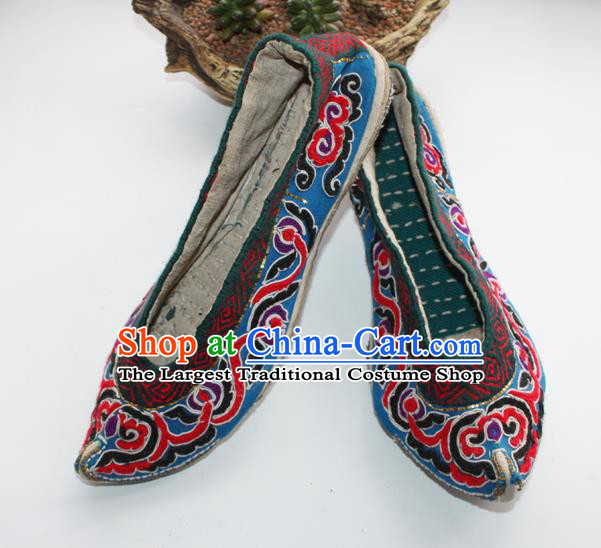 Chinese Yunnan Ethnic Female Blue Shoes Handmade Strong Cloth Soles Shoes Shui Nationality Full Embroidered Shoes