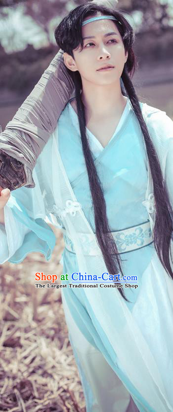 China Ancient Young Knight Apparels Ming Dynasty Chivalrous Male Garment Costumes Traditional Cosplay Swordsman Hanfu Clothing