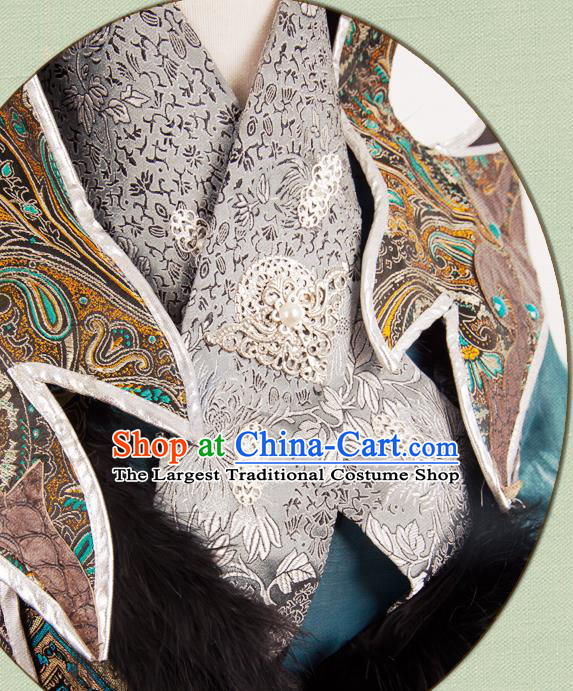 China Ancient Noble King Apparels Qin Dynasty Royal Highness Garment Costumes Traditional Cosplay Emperor Hanfu Clothing