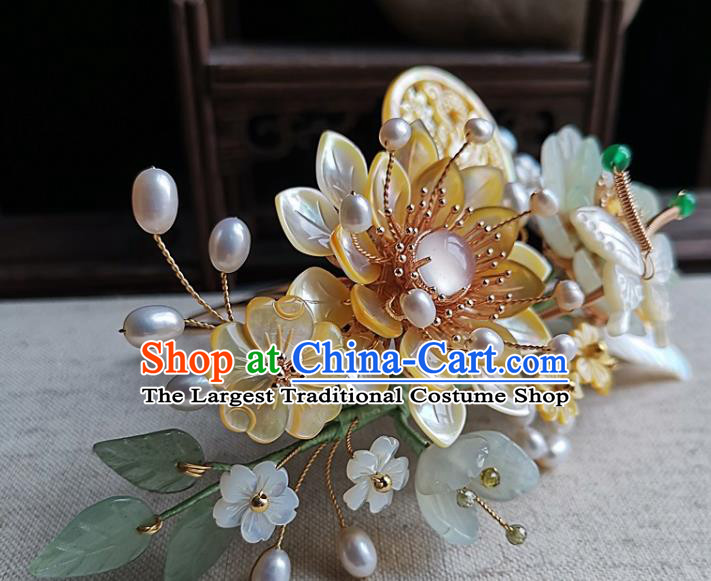 China Handmade Ancient Princess Hair Accessories Song Dynasty Palace Lady Jade Hair Crown Traditional Hanfu Shell Lotus Hairpin