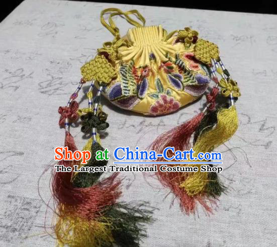 Chinese Ancient Princess Sachet Traditional Hanfu Yellow Silk Perfume Satchel Ming Dynasty Suzhou Embroidered Belt Pendant Accessories