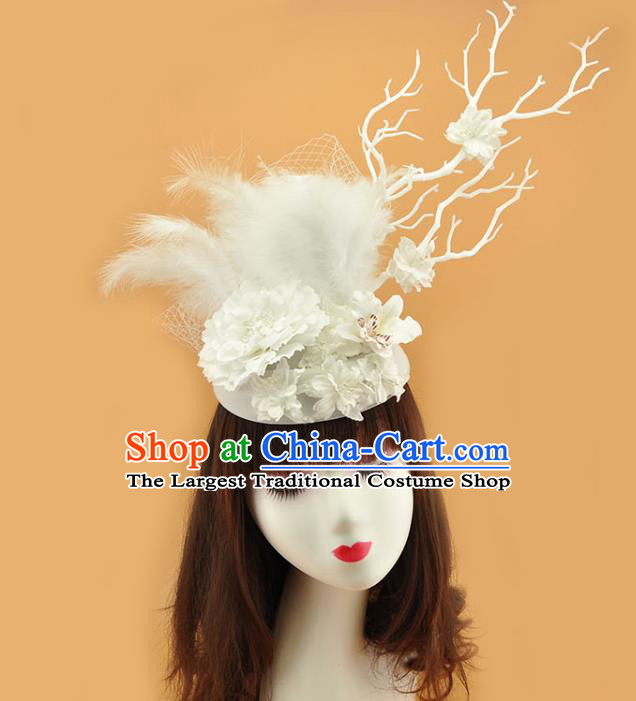 Top Brazilian Carnival Royal Crown Halloween Party White Flowers Hat Miami Feather Headdress Cosplay Fancy Ball Hair Accessories