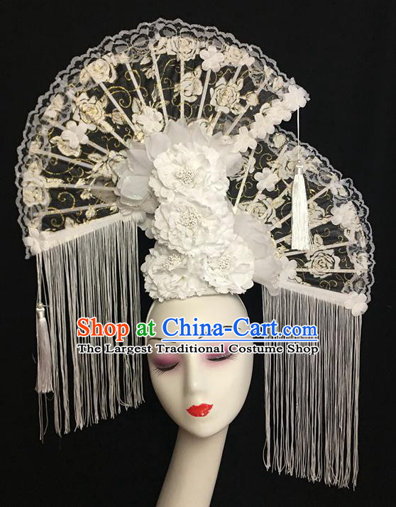China Cheongsam Show White Peony Hair Crown Traditional Court Lace Fan Tassel Hair Clasp Handmade Catwalks Bride Giant Fashion Headdress