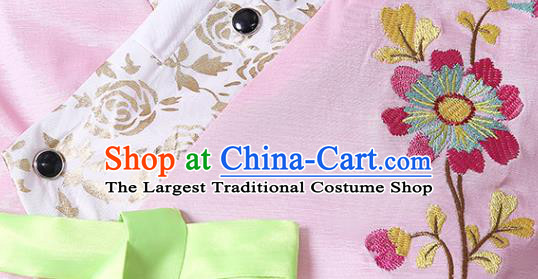 Asian Traditional Bride Fashion Garments Korea Wedding Clothing Classical Embroidered Pink Blouse and Navy Dress Korean Court Hanbok