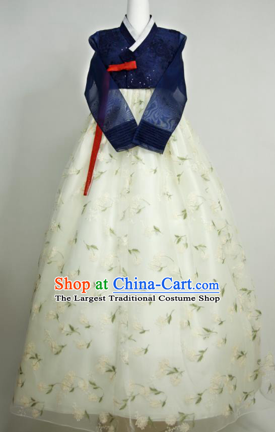 Korean Traditional Classical Dance Clothing Court Hanbok Navy Blouse and Beige Dress Festival Celebration Fashion Costumes