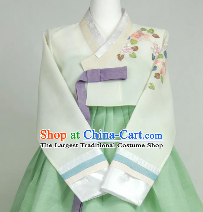 Korea Traditional Wedding Celebration Clothing Korean Court Hanbok Beige Blouse and Green Dress Classical Bride Fashion Costumes