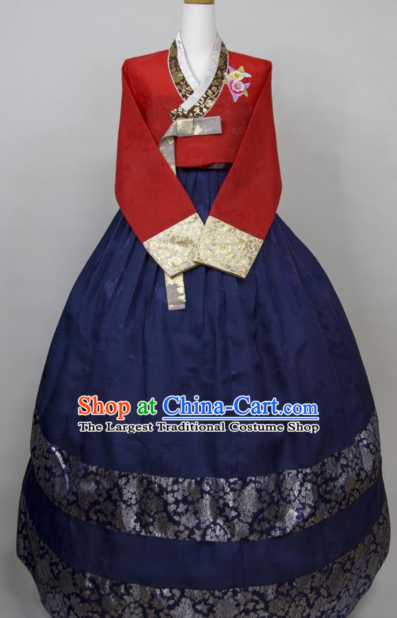 Korea Celebration Fashion Costumes Korean Elderly Woman Classical Hanbok Red Blouse and Navy Dress Traditional Wedding Mother Clothing