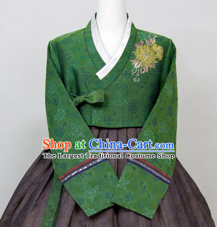 Korea Traditional Festival Clothing Wedding Celebration Mother Fashion Costumes Korean Elderly Woman Classical Hanbok Green and Grey Dress
