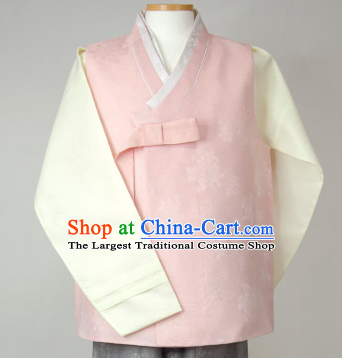 Korea Festival Clothing Wedding Hanbok Young Man Pink Vest Beige Shirt and Grey Pants Korean Traditional Bridegroom Costumes