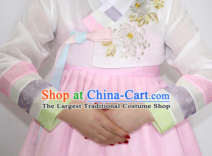 Asian Korea Court Dance Hanbok Clothing Korean Bride Mother White Blouse and Pink Dress Traditional Fashion Garments